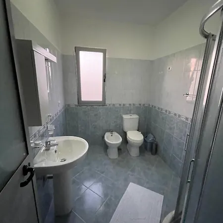 Hotel Restaurant Globi Velipojë