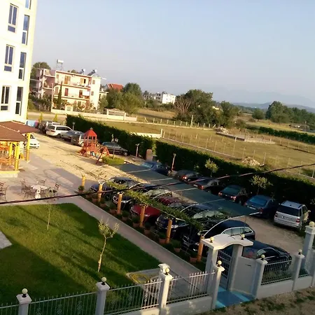 Hotel Restaurant Globi Velipojë