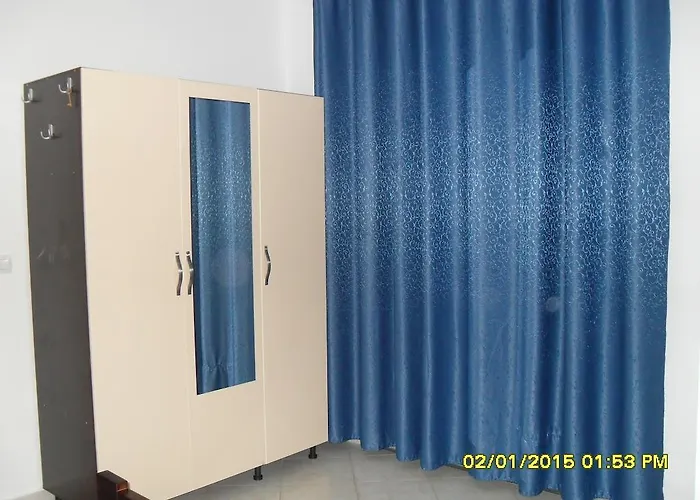 Отель Restaurant Globi Велипойе