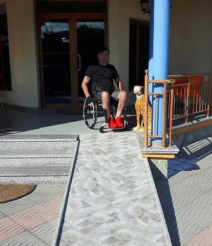 Restaurant Globi 3* Velipojë