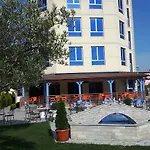 Restaurant Globi Velipojë