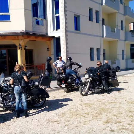 Hotel Restaurant Globi 3*