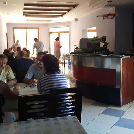 Hotel Restaurant Globi 3*