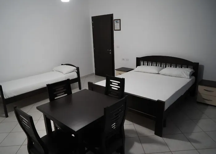 Restaurant Globi 3* Velipojë